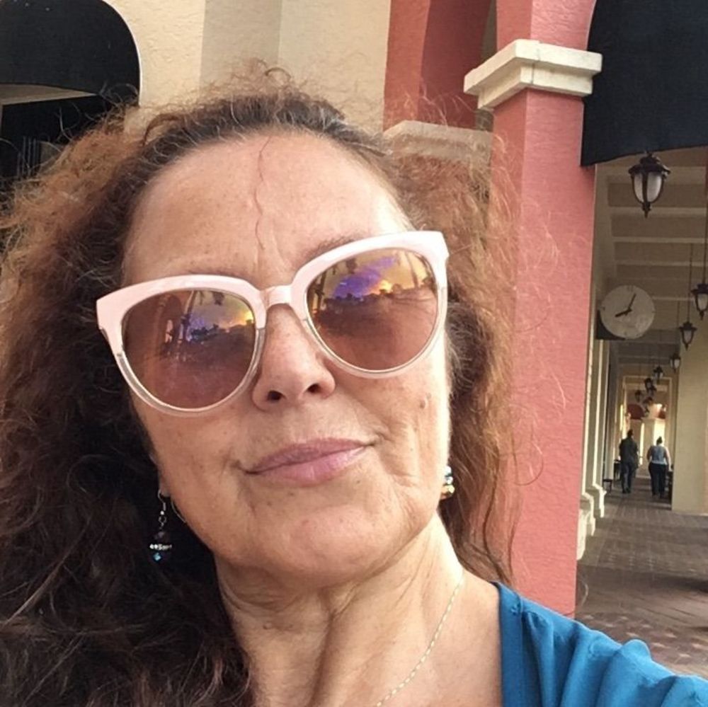 Meet your Posher, Maria